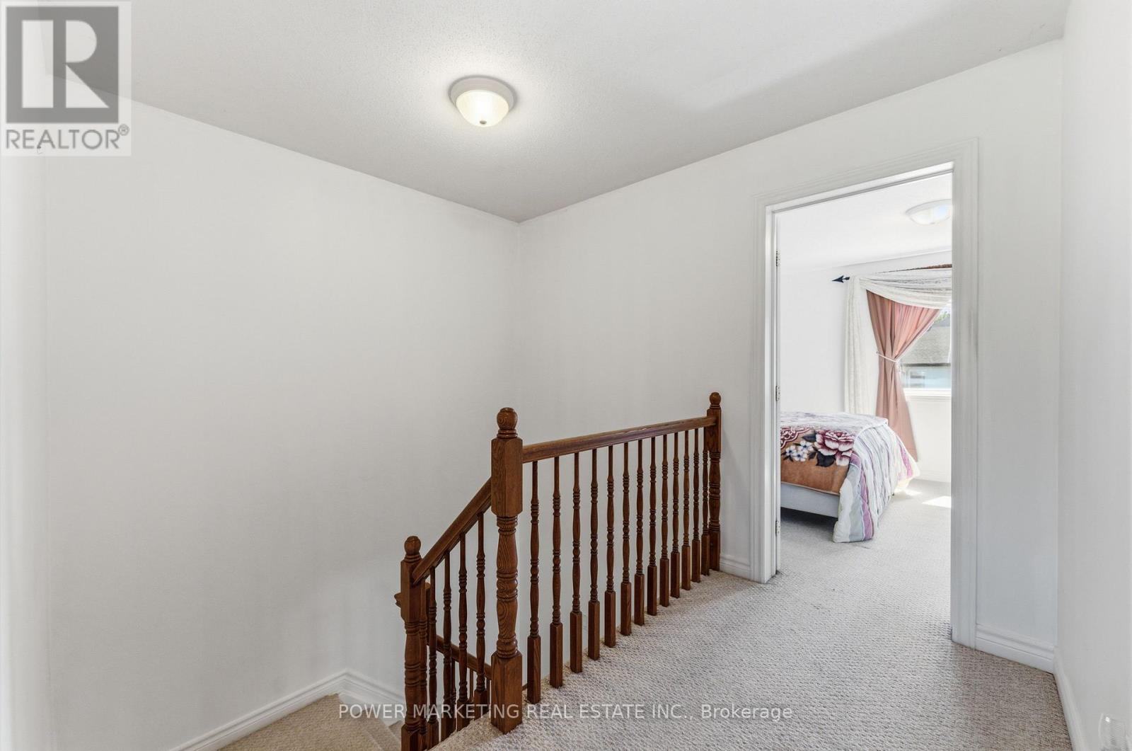 37 Cresthaven Drive, Ottawa, Ontario  K2G 6T8 - Photo 9 - X13246852