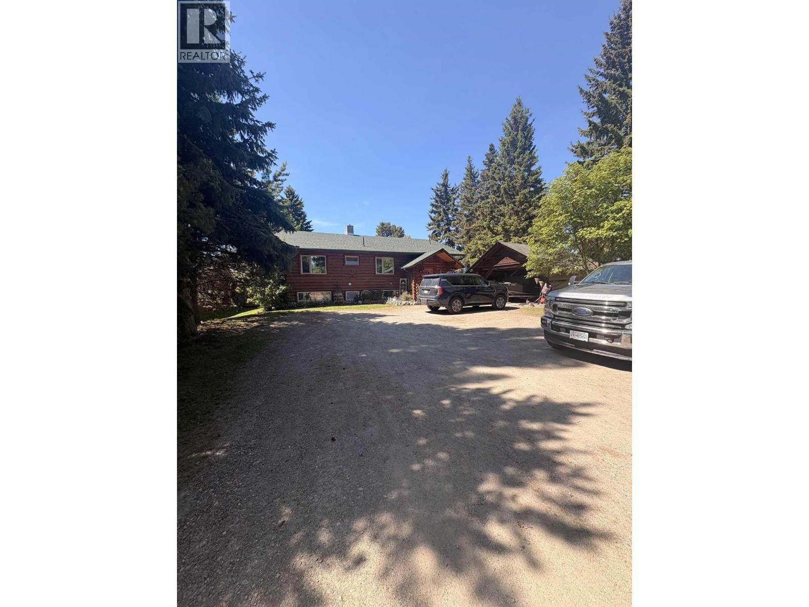 330 Reid Drive, Vanderhoof, British Columbia  V0J 3A2 - Photo 1 - R3132643