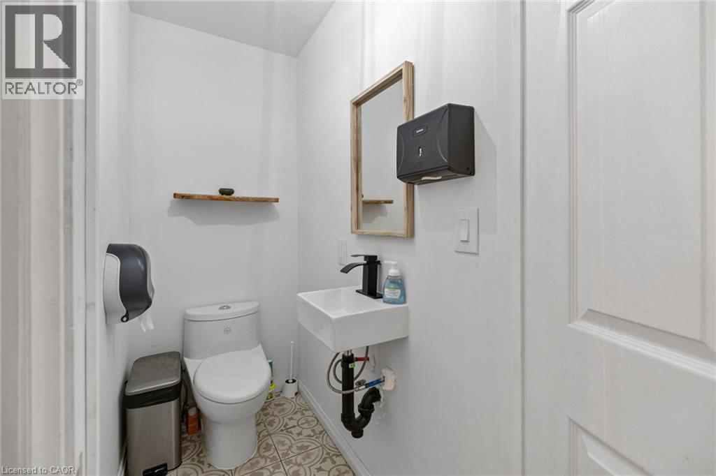 334 N James Street N, Hamilton, Ontario  L8L 1H2 - Photo 12 - 40836750