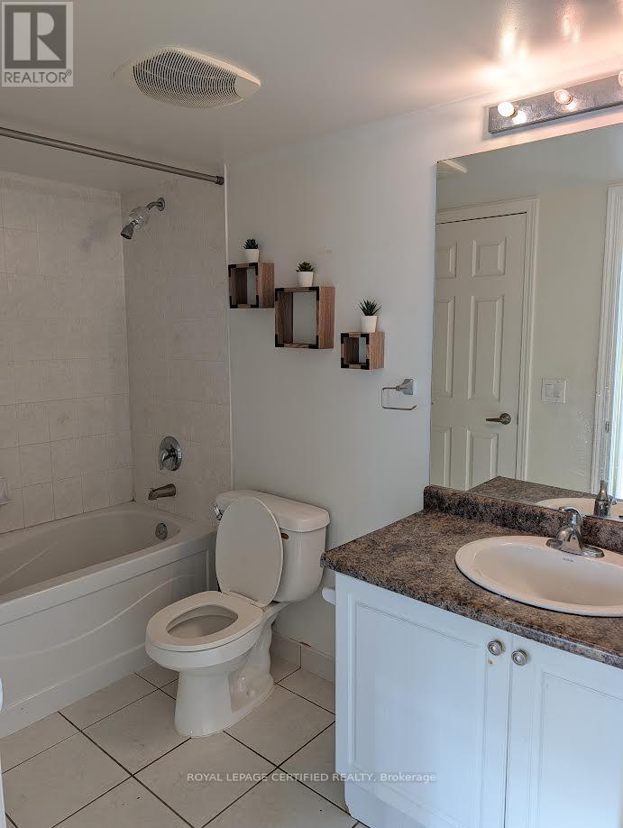1803 - 335 Rathburn Road, Mississauga, Ontario  L5B 0C8 - Photo 17 - W13224770