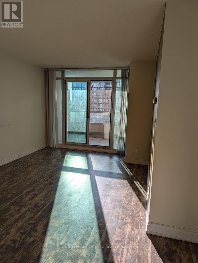 1803 - 335 Rathburn Road, Mississauga, Ontario  L5B 0C8 - Photo 12 - W13224770