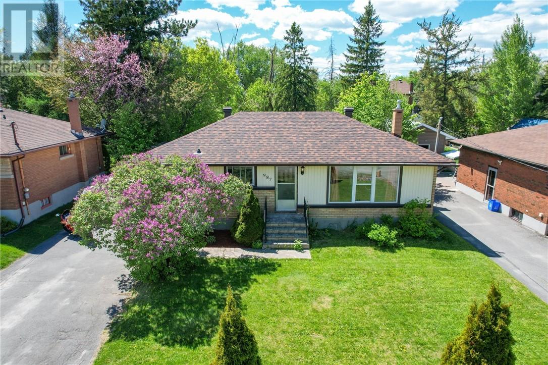 987 Blenheim Avenue, Sudbury, Ontario  P3A 3K7 - Photo 2 - 2128326