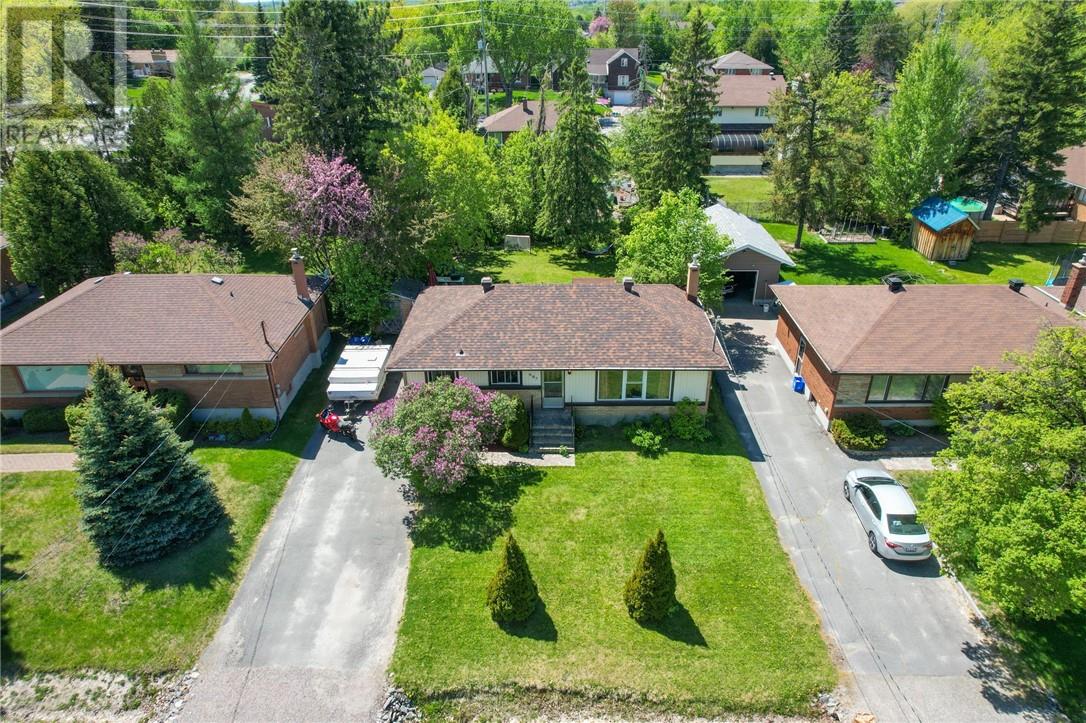 987 Blenheim Avenue, Sudbury, Ontario  P3A 3K7 - Photo 3 - 2128326