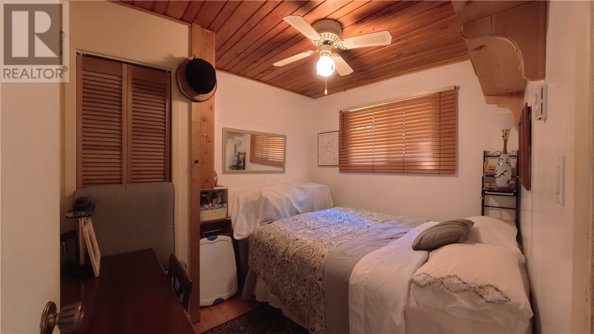 214 Tamarack Lane, Little Current, Ontario  P0P 1K0 - Photo 12 - 2128226