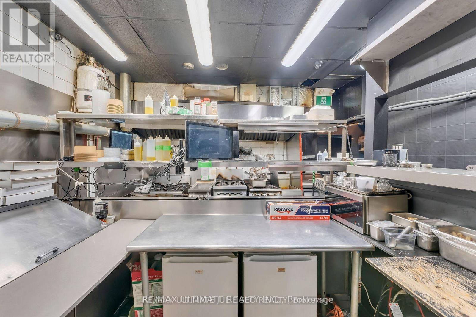 1108 St Clair Avenue W, Toronto, Ontario  M6E 1A7 - Photo 13 - C13143168