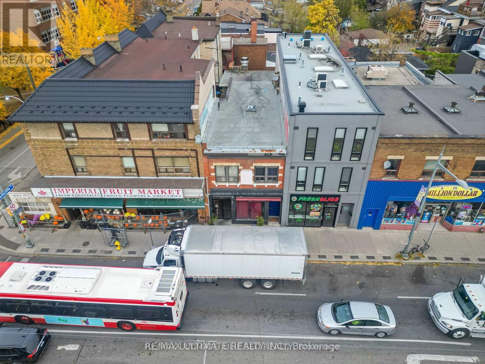 1108 St Clair Avenue W, Toronto, Ontario  M6E 1A7 - Photo 3 - C13143168