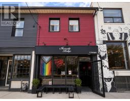 13 OSSINGTON AVENUE, Toronto, Ontario
