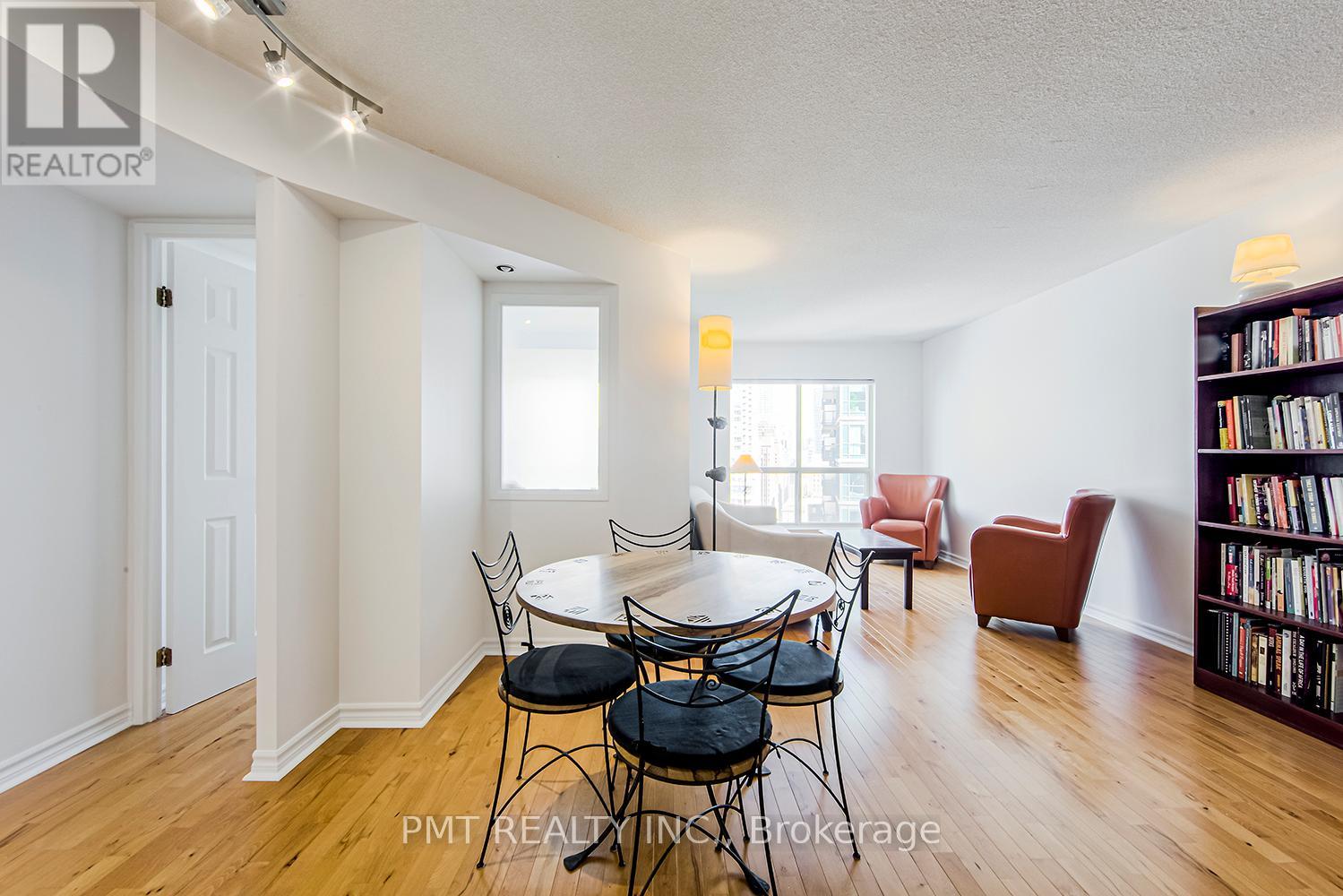 2611 - 25 The Esplanade, Toronto, Ontario  M5E 1W5 - Photo 17 - C13246710