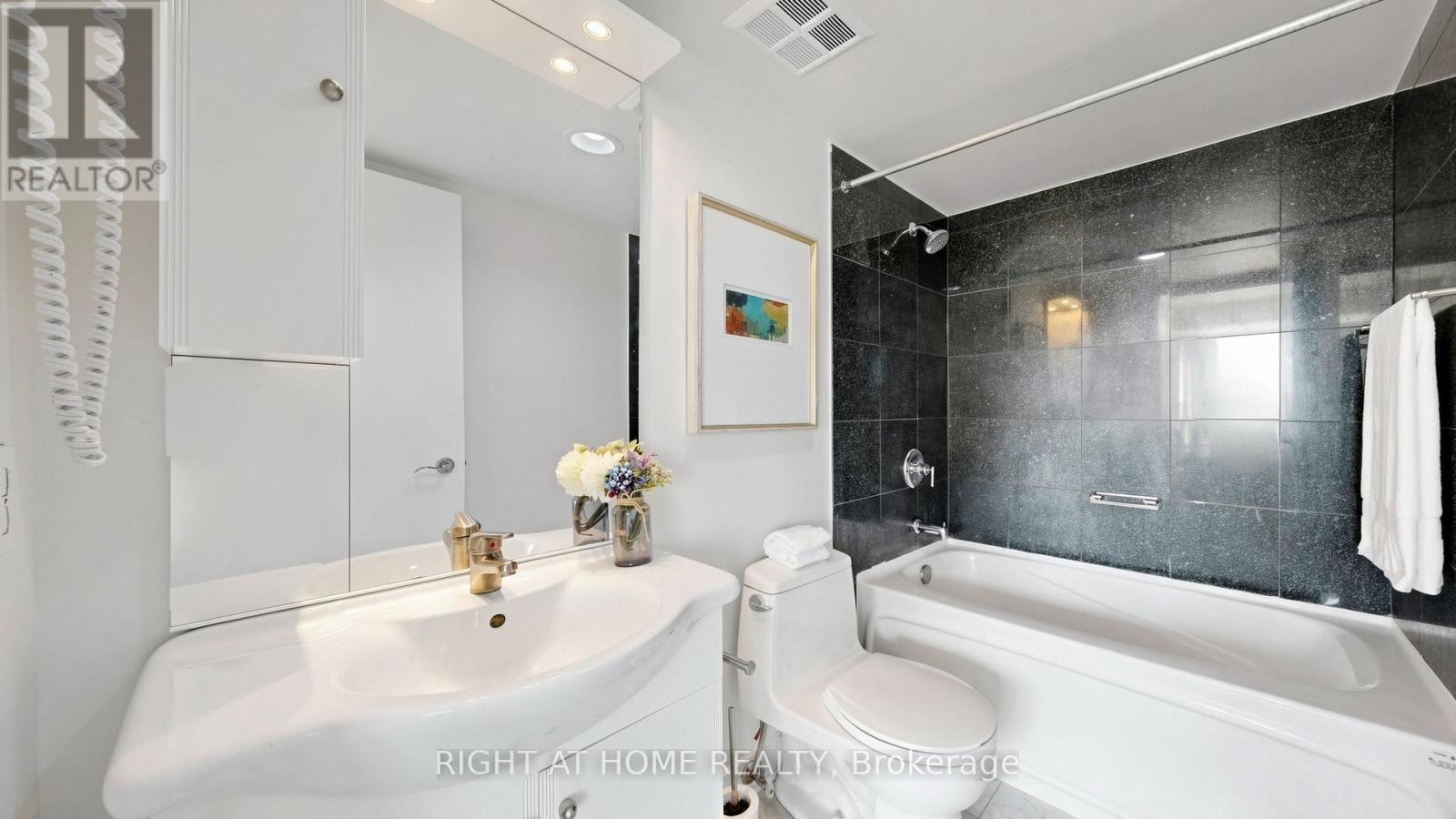 2308 - 18 Harrison Garden Boulevard, Toronto, Ontario  M2N 7J7 - Photo 25 - C13246714