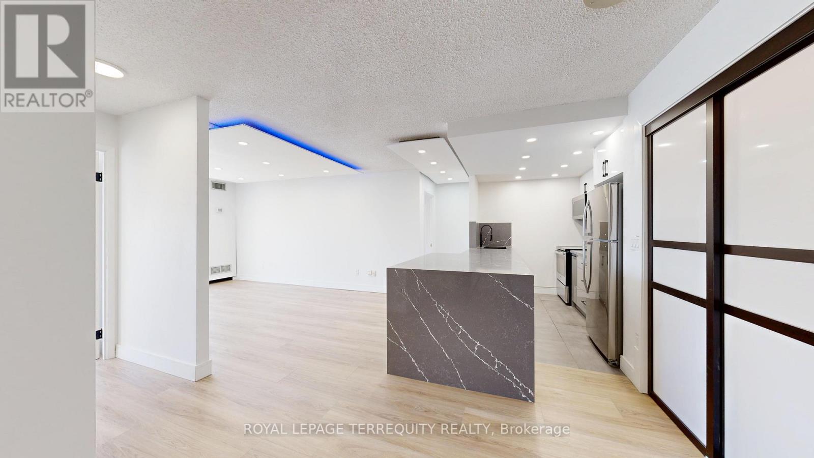 3102 - 7 Concorde Place, Toronto, Ontario  M3C 3N4 - Photo 11 - C13246728