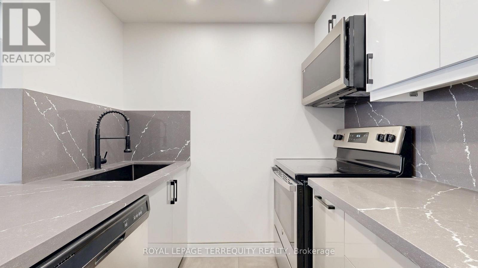3102 - 7 Concorde Place, Toronto, Ontario  M3C 3N4 - Photo 7 - C13246728