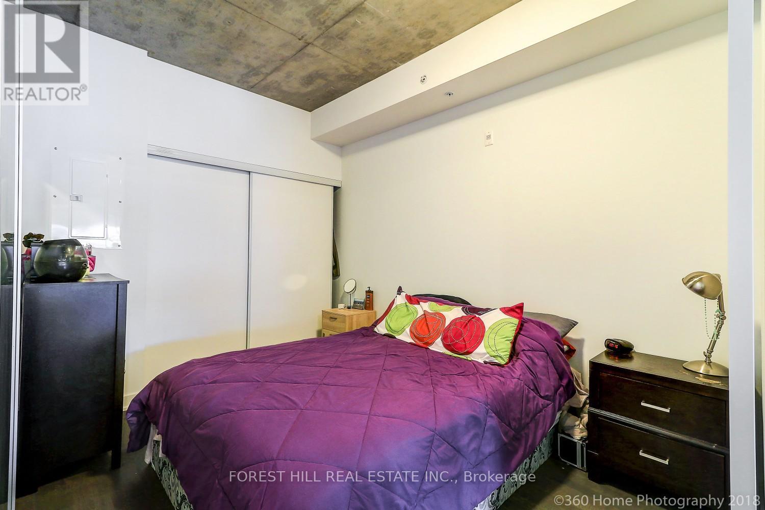 202 - 109 OSSINGTON AVENUE Toronto (Trinity-Bellwoods), ON M6J 0G1