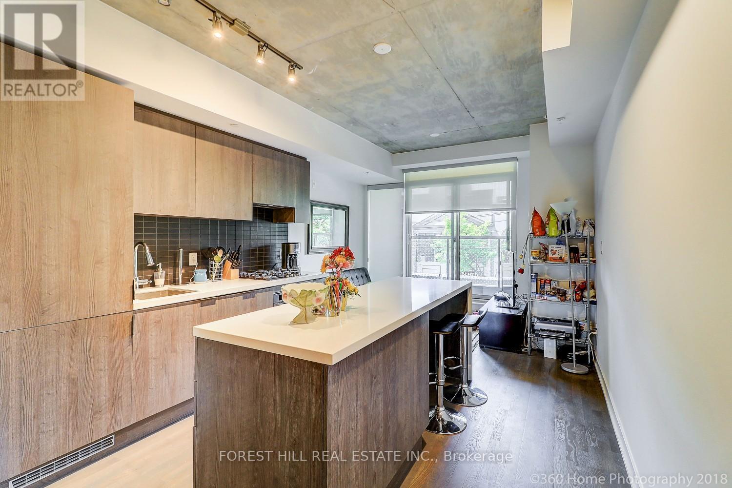 202 - 109 OSSINGTON AVENUE Toronto (Trinity-Bellwoods), ON M6J 0G1