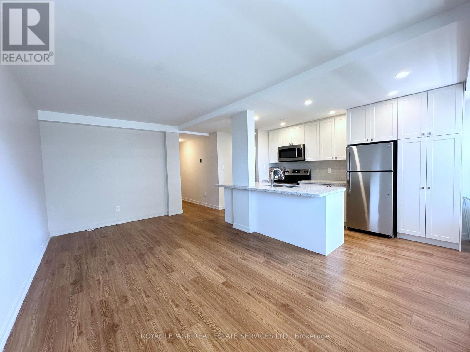 706 - 565 Avenue Road, Toronto, Ontario  M4V 2J9 - Photo 3 - C13246742