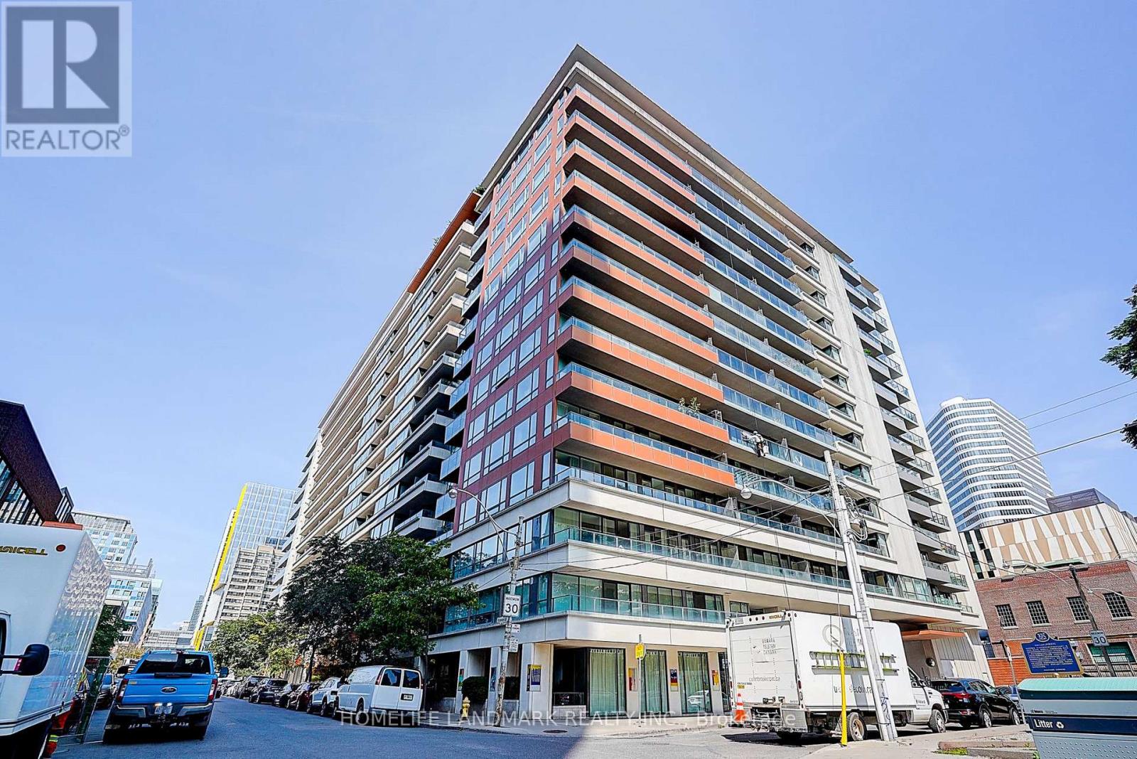 1711 - 111 ELIZABETH STREET, Toronto, Ontario
