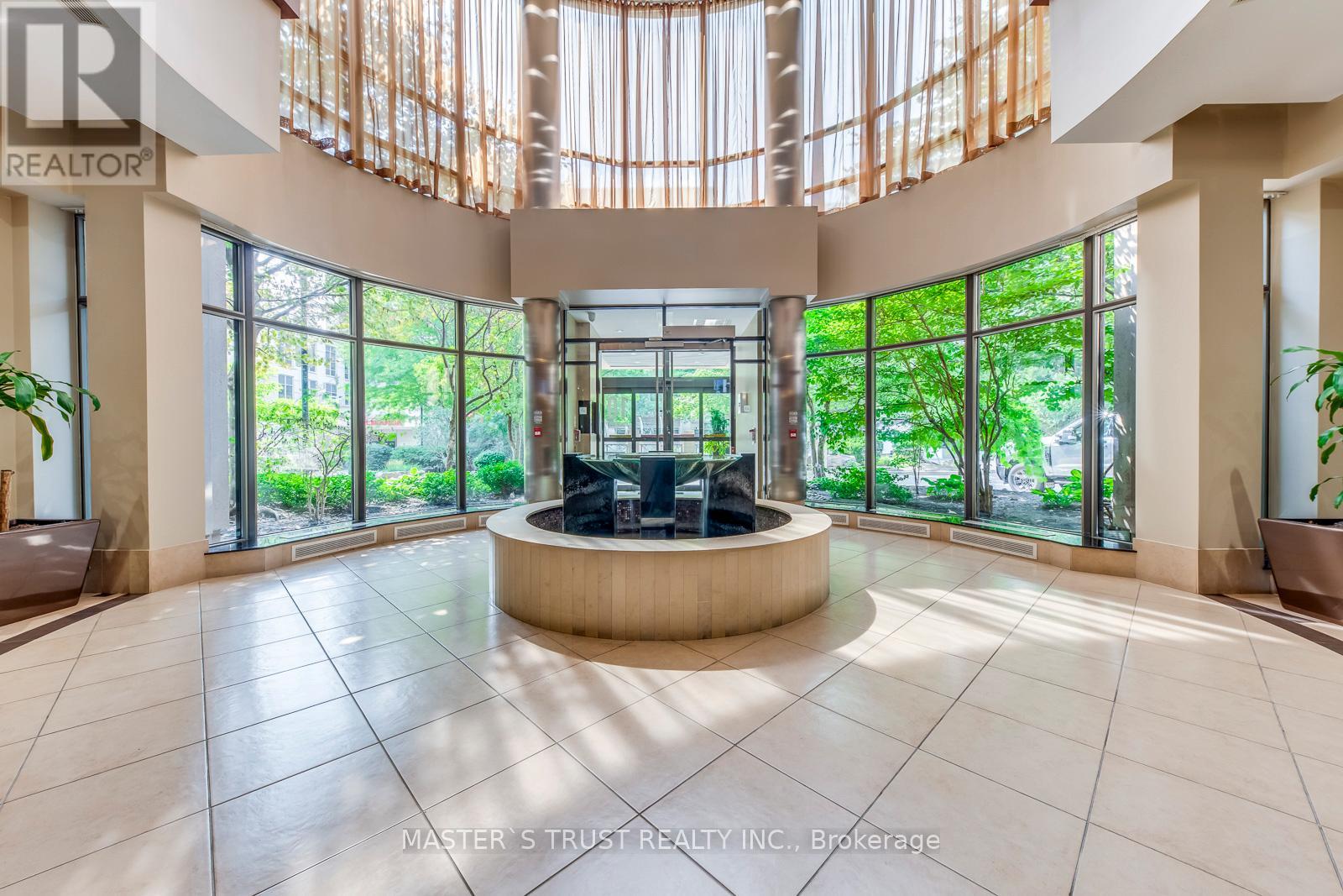 809 - 10 Northtown Way, Toronto, Ontario  M3H 5S9 - Photo 3 - C13246806