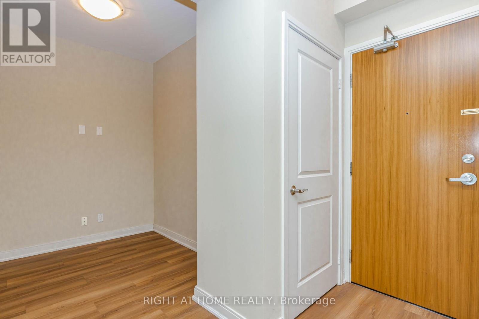1605 - 88 Broadway Avenue E, Toronto, Ontario  M4P 0A5 - Photo 21 - C13246822