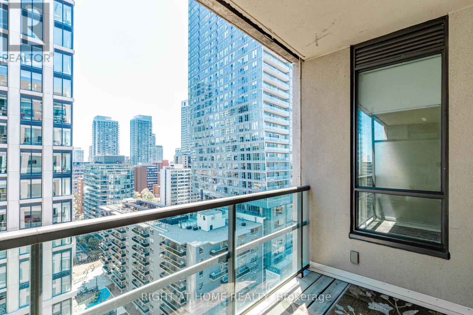 1605 - 88 Broadway Avenue E, Toronto, Ontario  M4P 0A5 - Photo 22 - C13246822