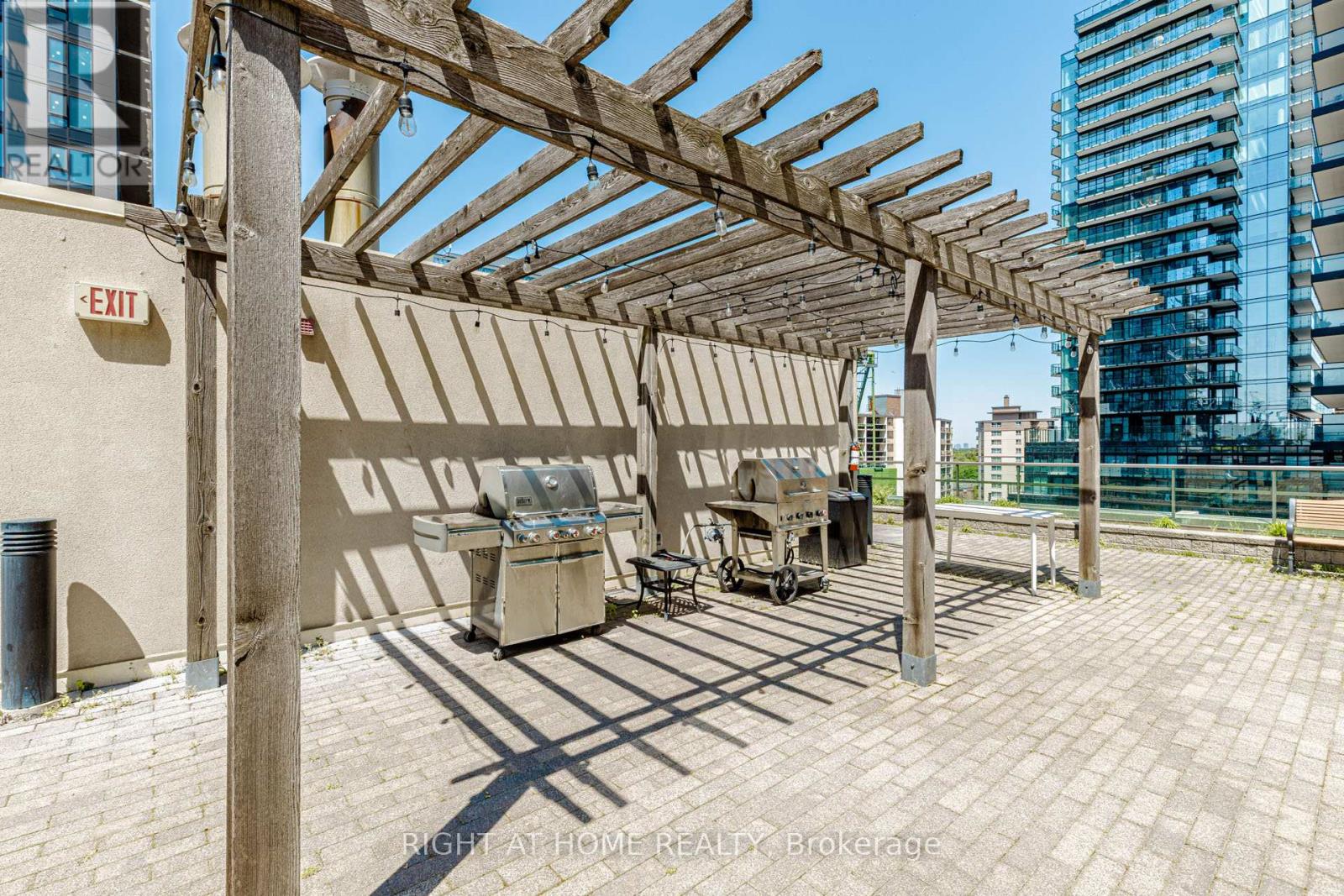 1605 - 88 Broadway Avenue E, Toronto, Ontario  M4P 0A5 - Photo 29 - C13246822