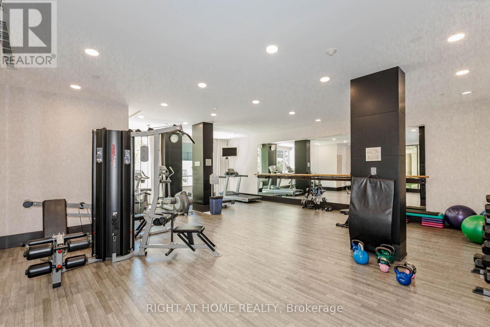 1605 - 88 Broadway Avenue E, Toronto, Ontario  M4P 0A5 - Photo 35 - C13246822