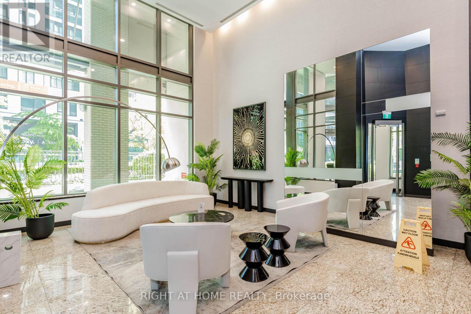 1605 - 88 Broadway Avenue E, Toronto, Ontario  M4P 0A5 - Photo 4 - C13246822