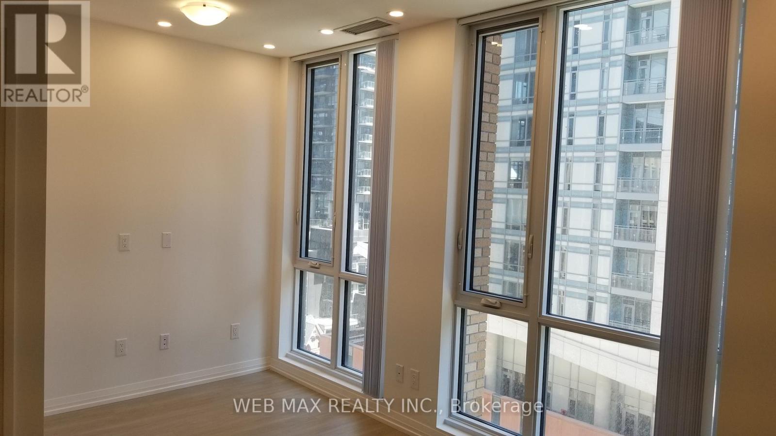 1207 - 8 Widmer Street, Toronto, Ontario  M5V 0W6 - Photo 11 - C13246832