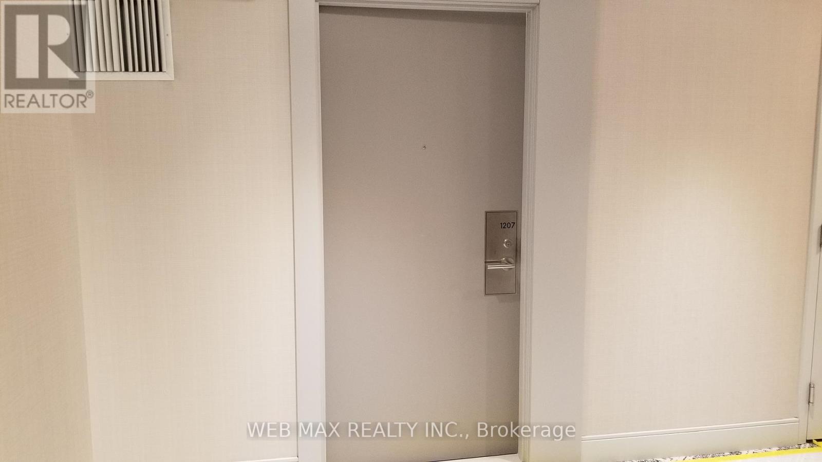 1207 - 8 Widmer Street, Toronto, Ontario  M5V 0W6 - Photo 2 - C13246832