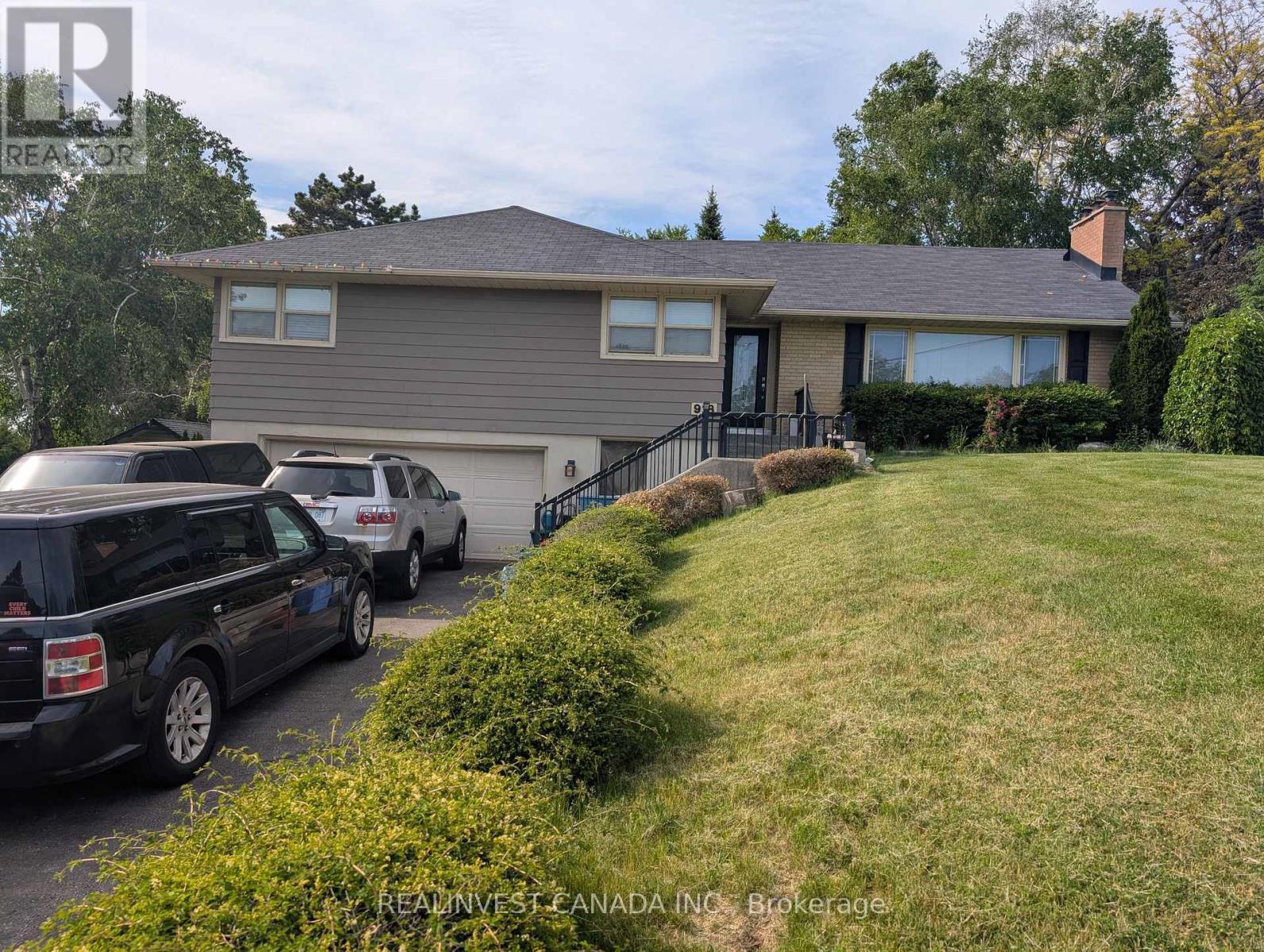 918 PINECREST ROAD, Oshawa, Ontario