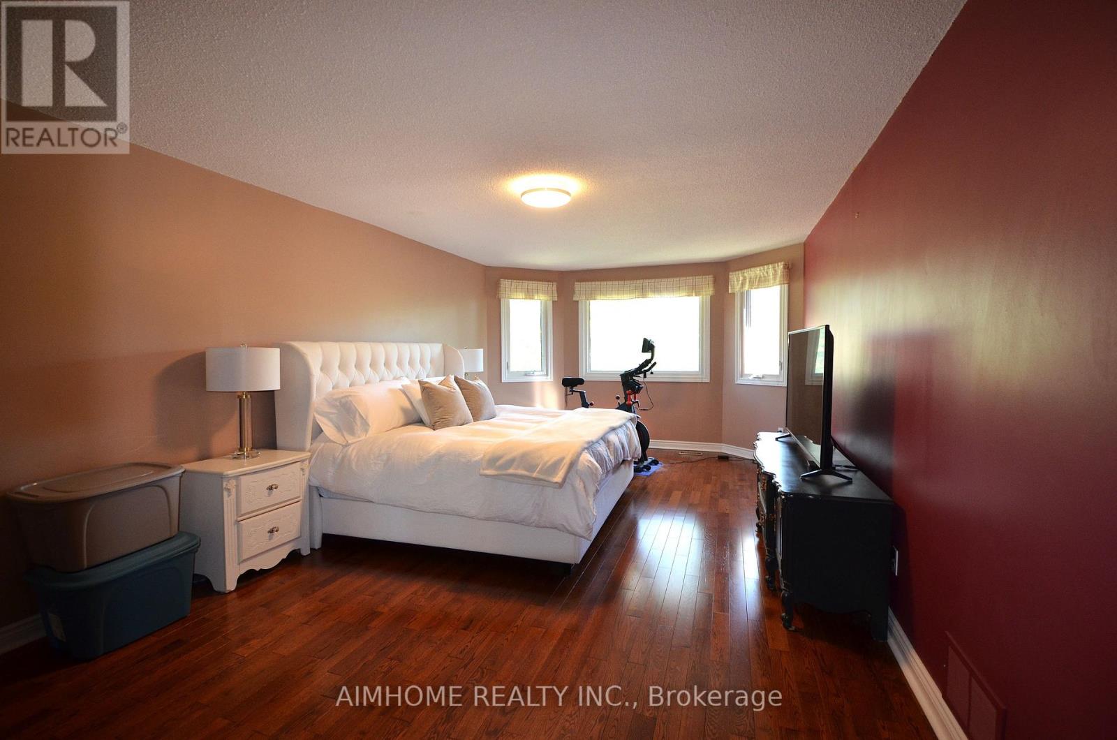 80 Golf Links Drive, Aurora, Ontario  L4G 3V3 - Photo 11 - N13246802