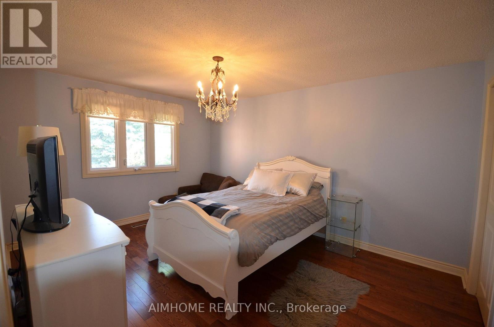 80 Golf Links Drive, Aurora, Ontario  L4G 3V3 - Photo 13 - N13246802
