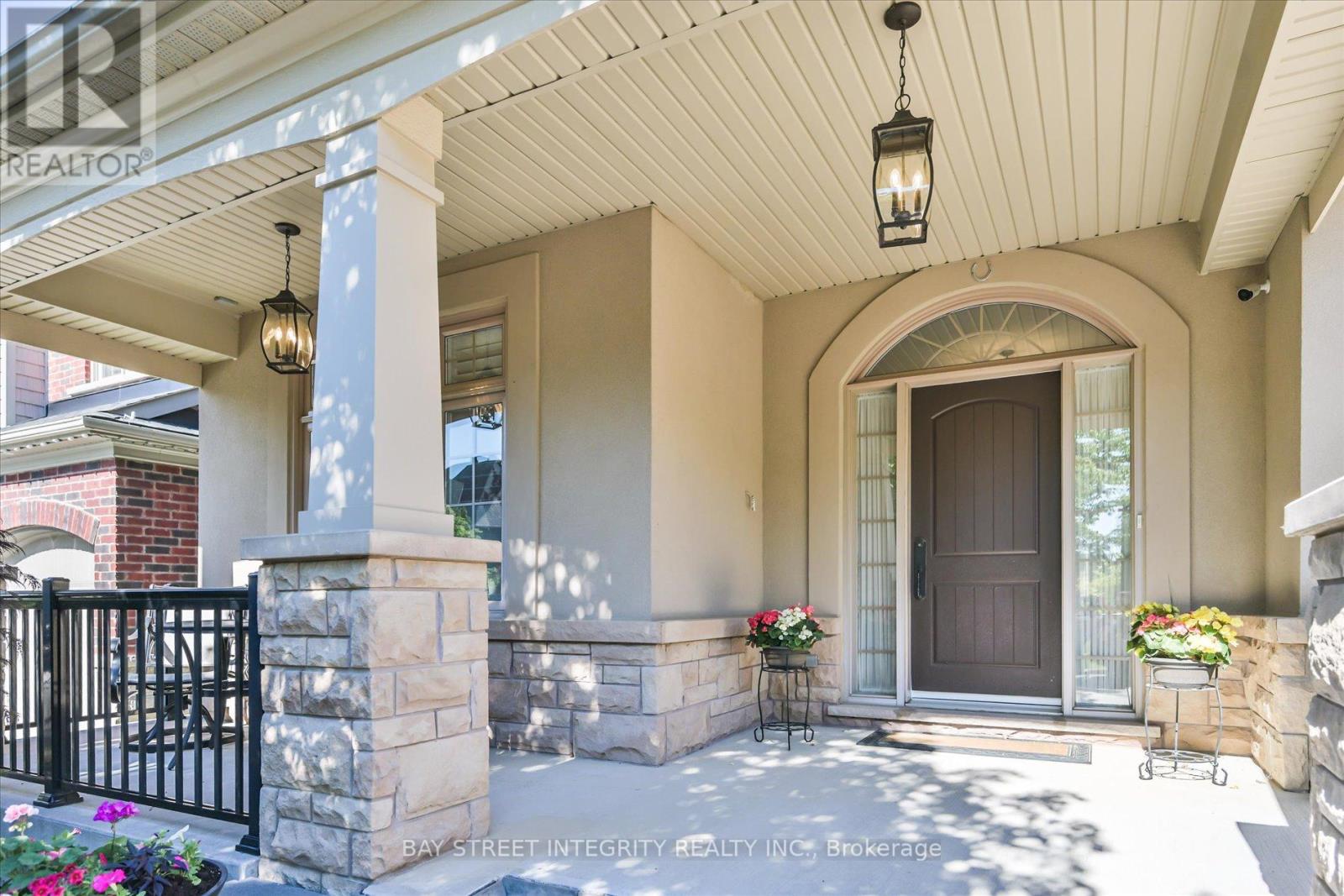 49 Glengordon Crescent, Markham, Ontario  L6C 0K1 - Photo 3 - N13246836