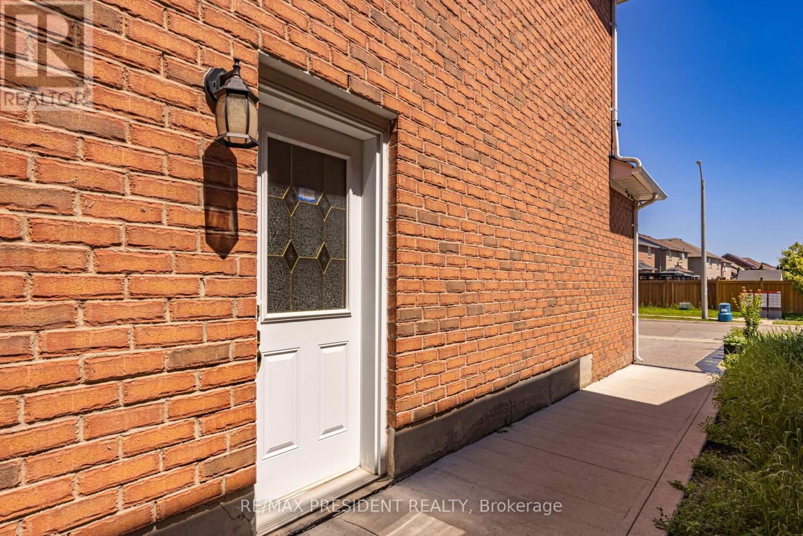 64 Orchid Drive, Brampton, Ontario  L7A 2C8 - Photo 41 - W13246654