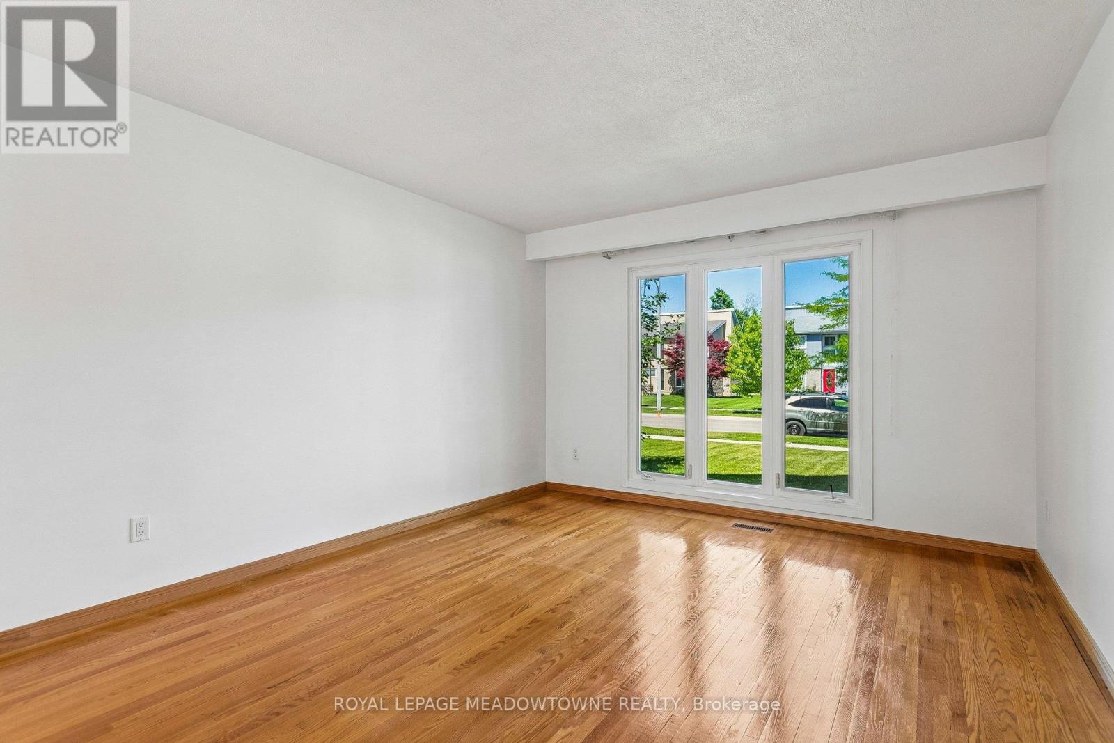 34 Plainsman Road, Mississauga, Ontario  L5N 1C7 - Photo 8 - W13246718