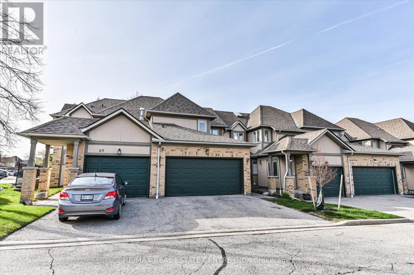 58 - 5662 Glen Erin Drive, Mississauga, Ontario  L5M 6C4 - Photo 2 - W13246850