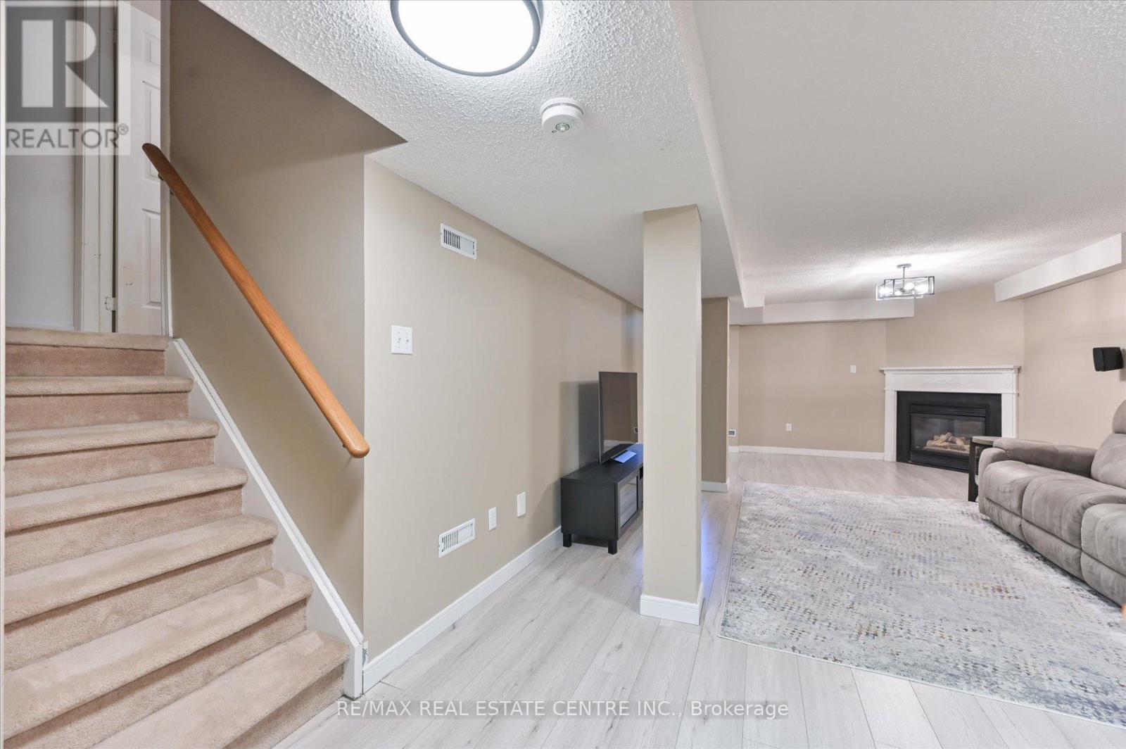 58 - 5662 Glen Erin Drive, Mississauga, Ontario  L5M 6C4 - Photo 37 - W13246850