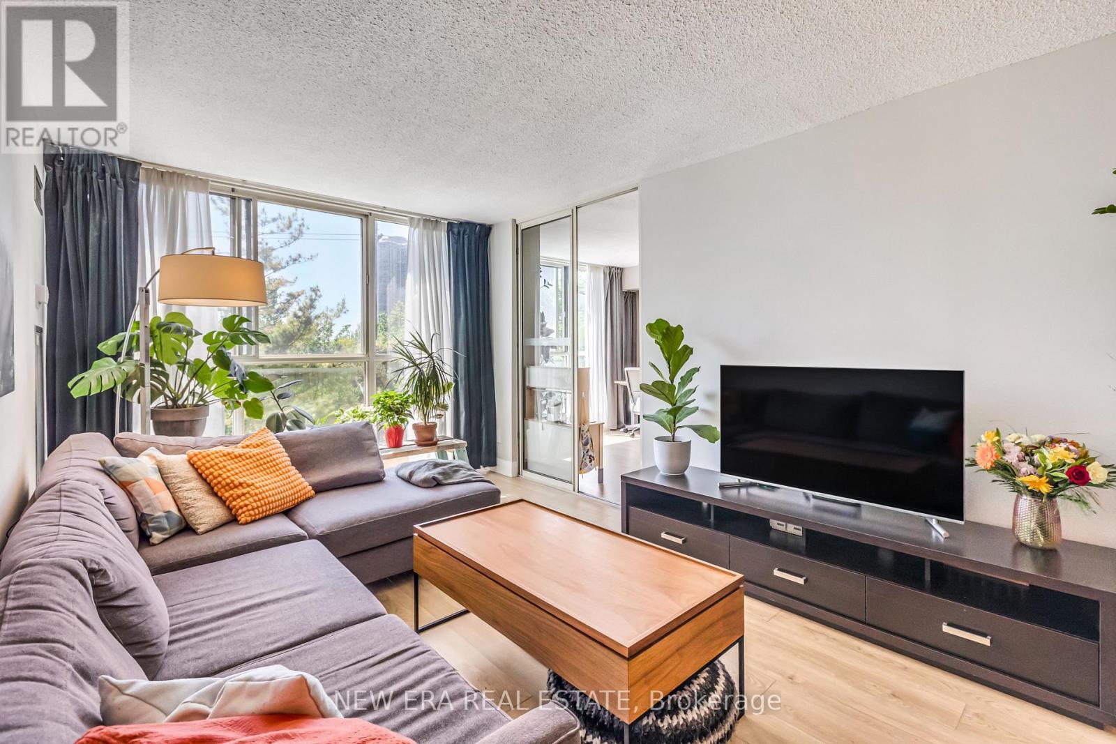 437 - 22 Southport Street, Toronto, Ontario  M6S 4Y9 - Photo 10 - W13246862