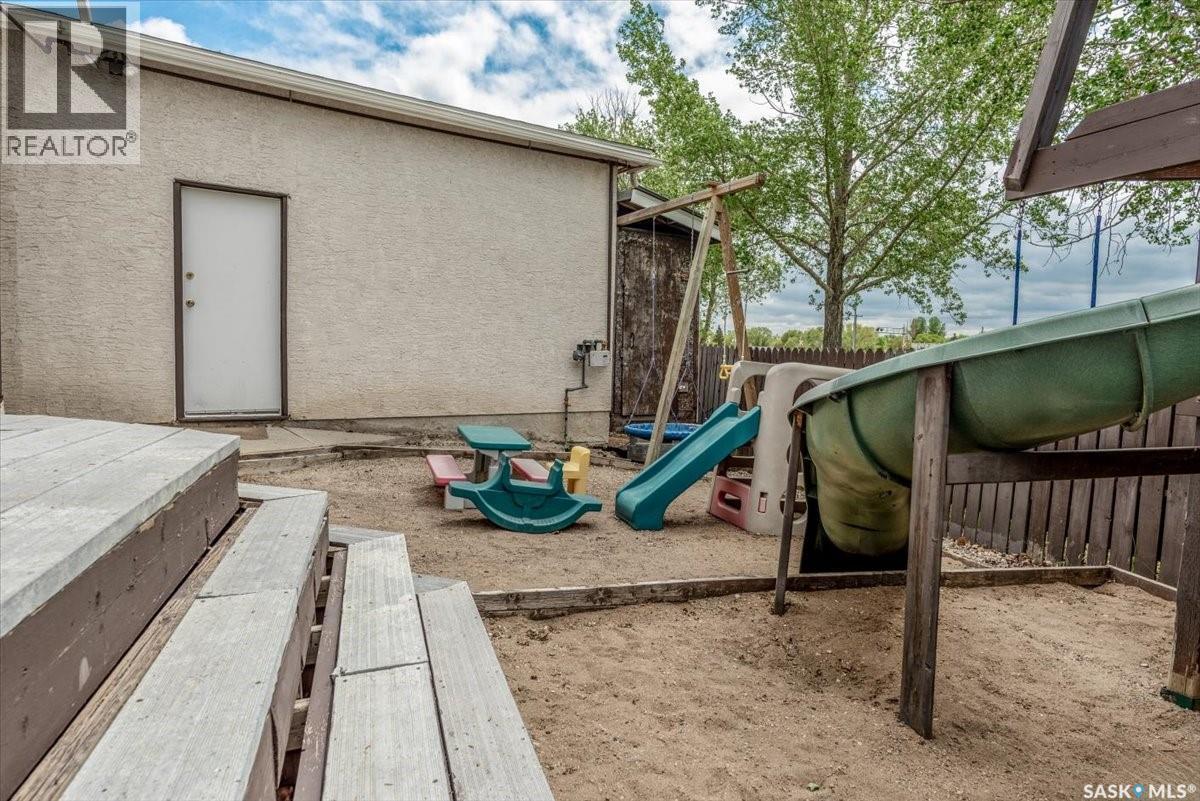 31 Faunt Bay, Regina, Saskatchewan  S4X 2J8 - Photo 40 - SK037992