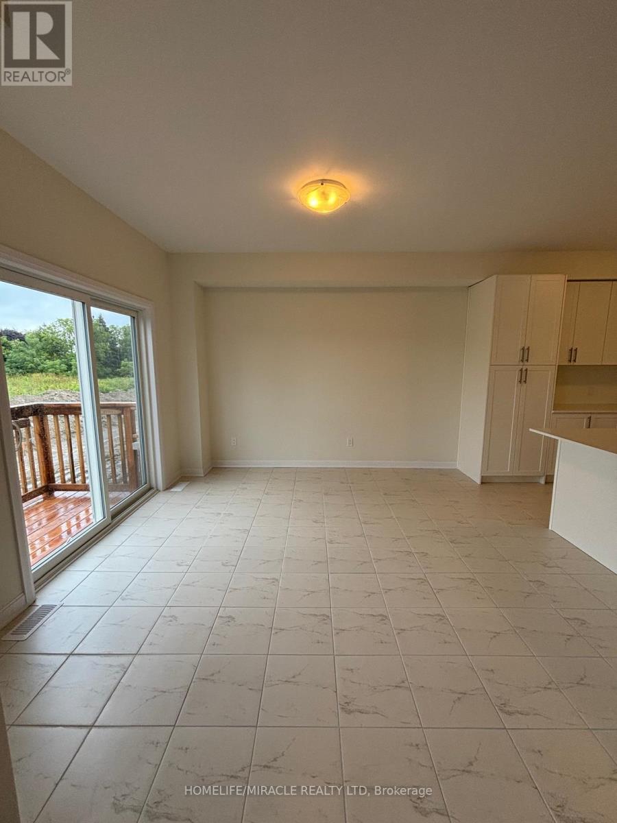 80 Oakmont Drive, Loyalist, Ontario  K0H 1G0 - Photo 4 - X13246752
