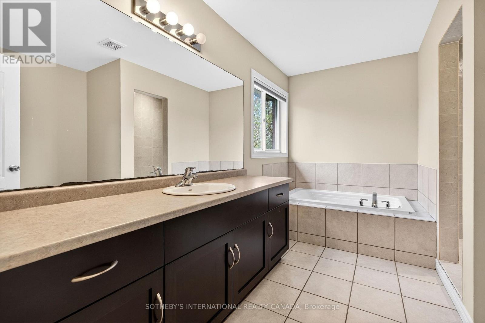 40 Maplevale Drive, Hamilton, Ontario  L9G 0C5 - Photo 23 - X13246788