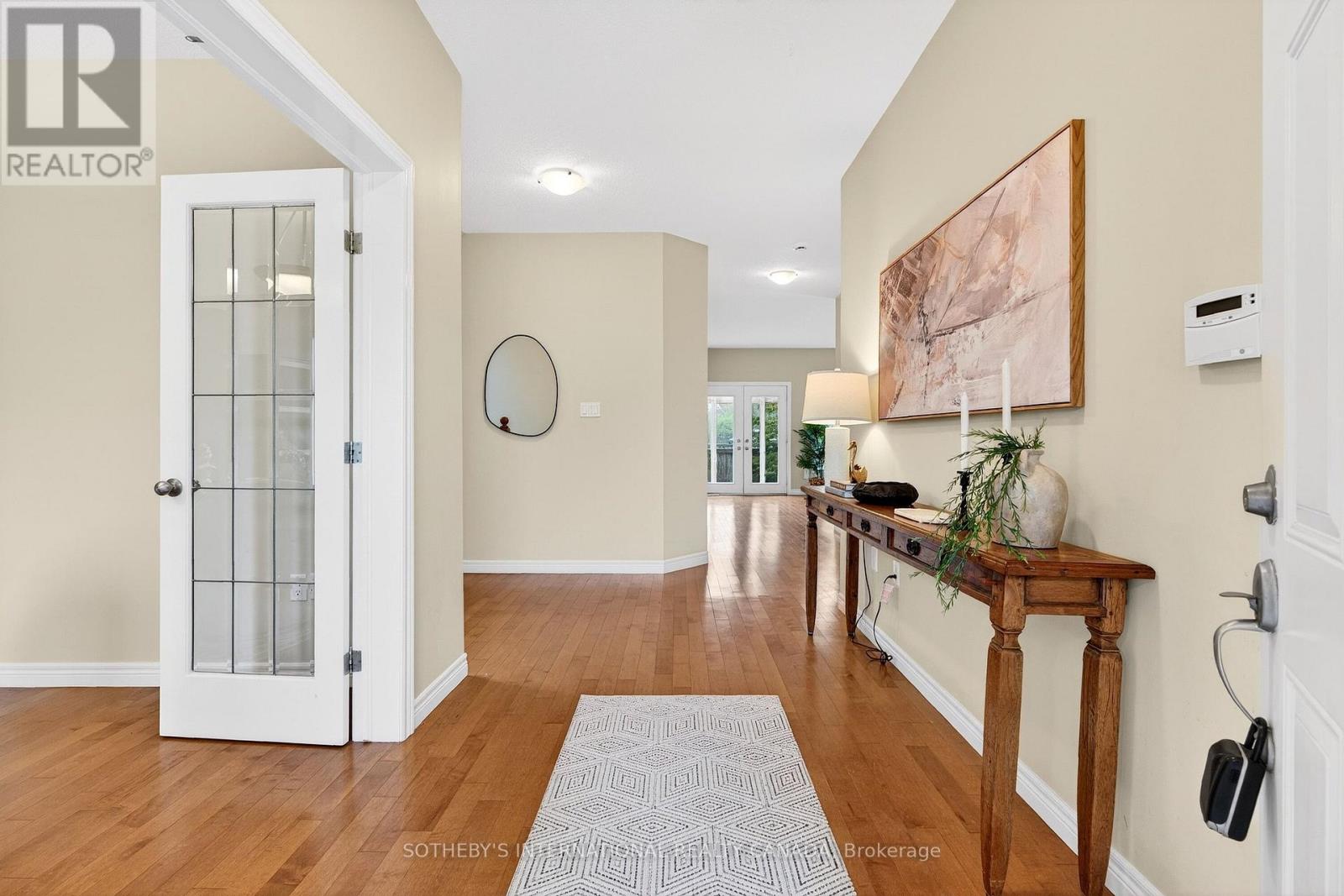 40 Maplevale Drive, Hamilton, Ontario  L9G 0C5 - Photo 3 - X13246788