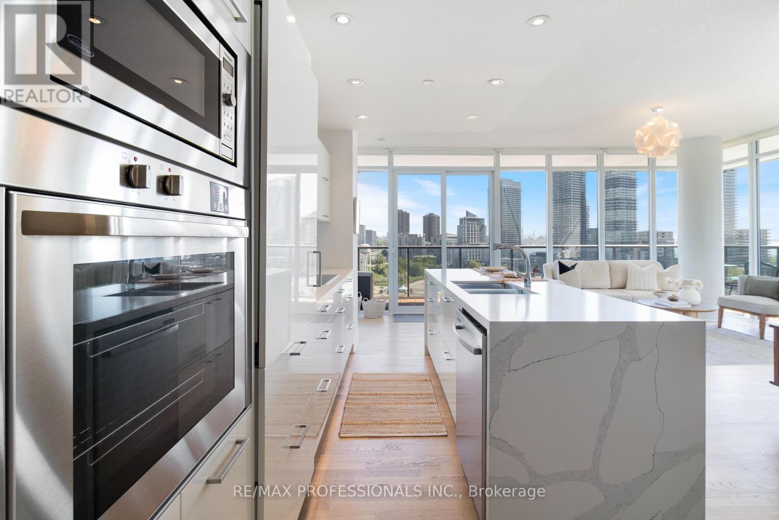 1708 - 90 Park Lawn Road, Toronto, Ontario  M8Y 0B6 - Photo 9 - W13240990