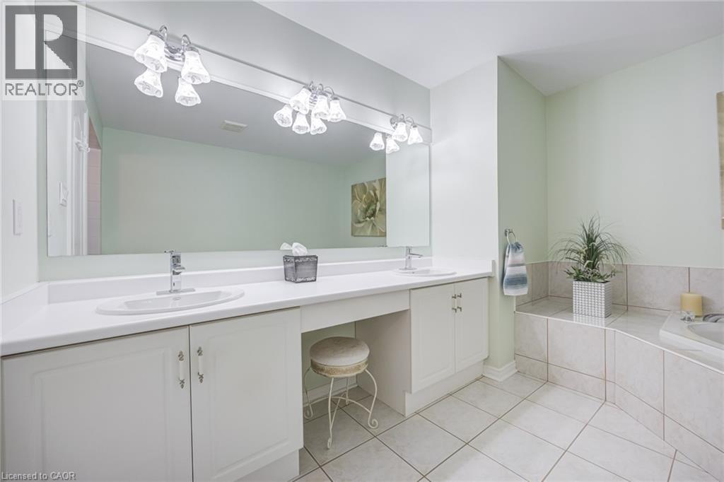 2295 Kingfisher Court, Oakville, Ontario  L6M 3Z3 - Photo 22 - 40829117