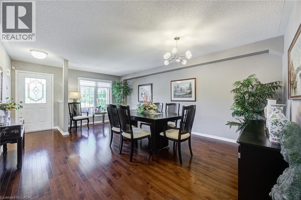 2295 Kingfisher Court, Oakville, Ontario  L6M 3Z3 - Photo 5 - 40829117