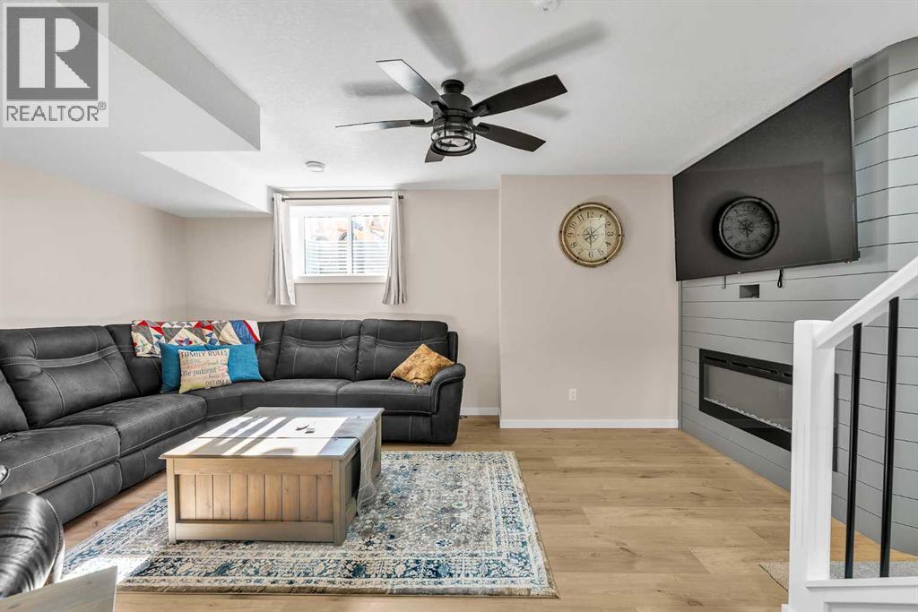7 Emberside Park, Cochrane, Alberta  T4C 3H8 - Photo 30 - A2317838