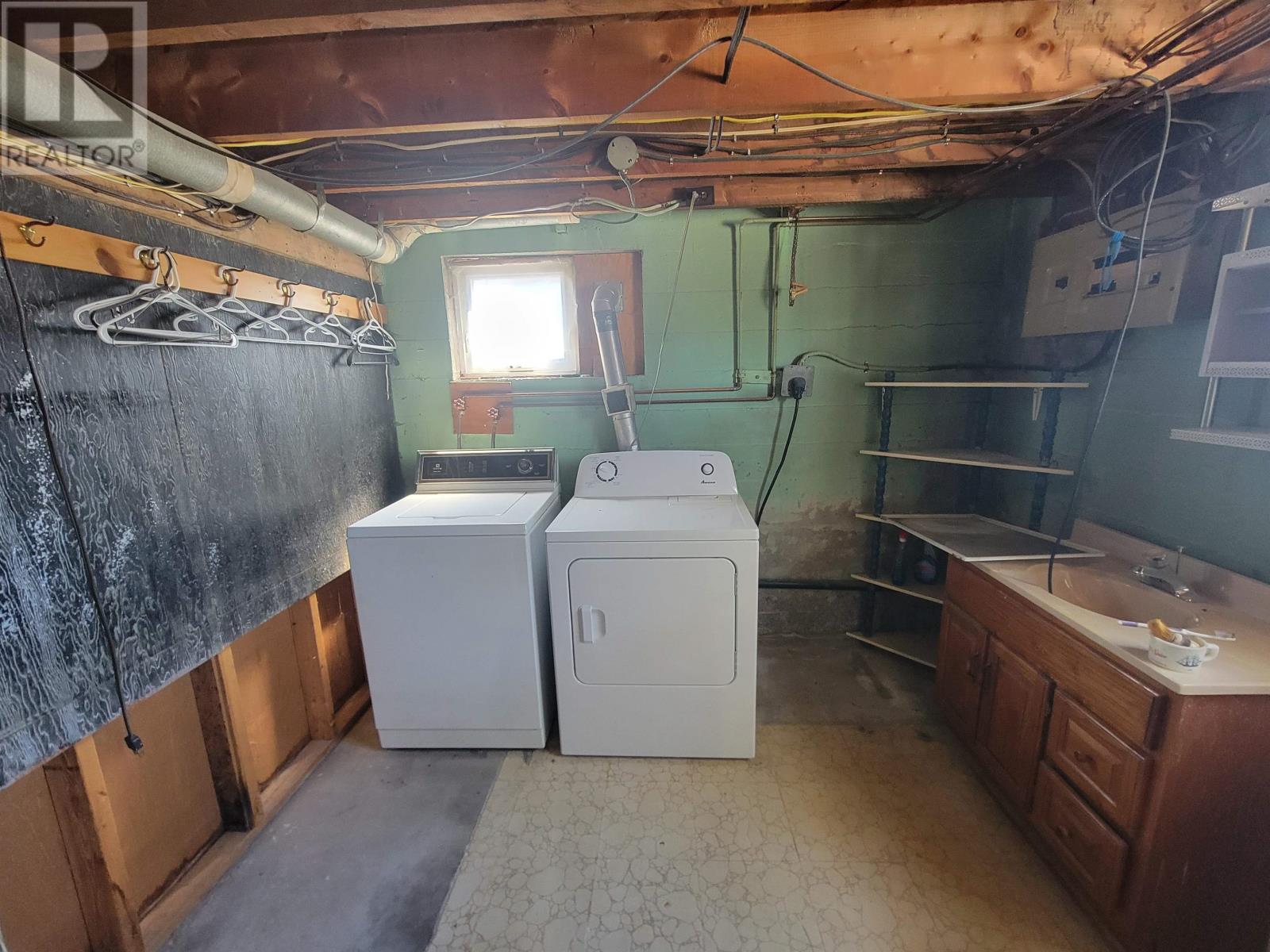 813 Phair Ave, Fort Frances, Ontario  P9A 2M5 - Photo 14 - TB2601358
