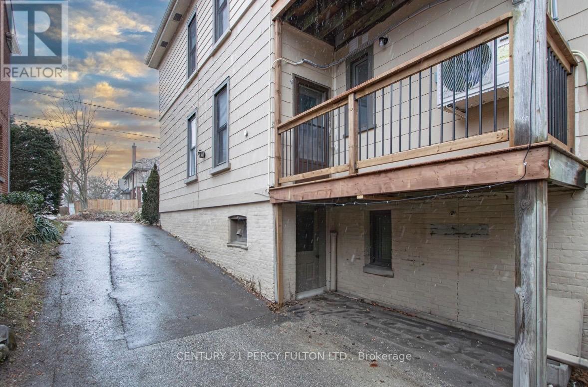 140 Ridout Street S, London South, Ontario  N6C 3X6 - Photo 4 - X13243444
