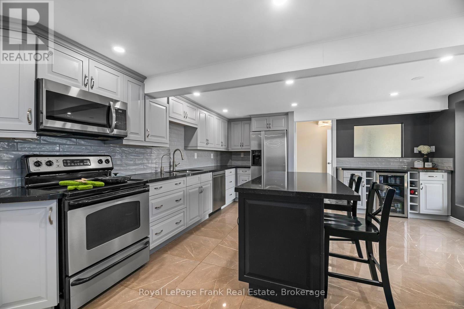 24 Pettet Drive, Scugog, Ontario  L9L 1B4 - Photo 32 - E13247264