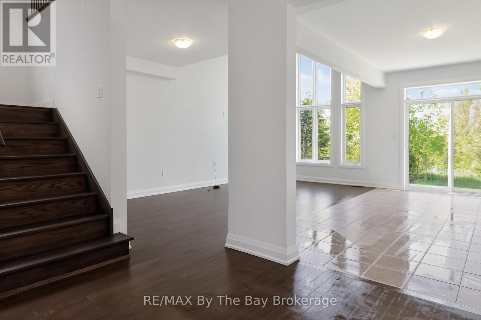 52 Amber Drive, Wasaga Beach, Ontario  L9Z 0R9 - Photo 13 - S13246886