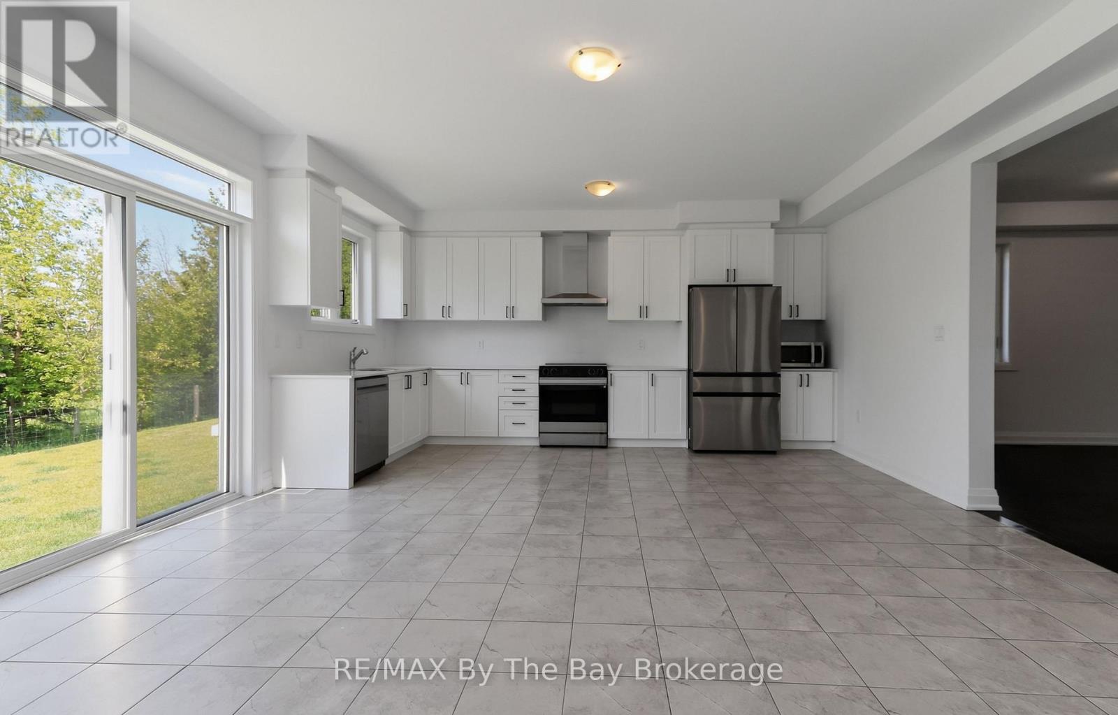52 Amber Drive, Wasaga Beach, Ontario  L9Z 0R9 - Photo 16 - S13246886