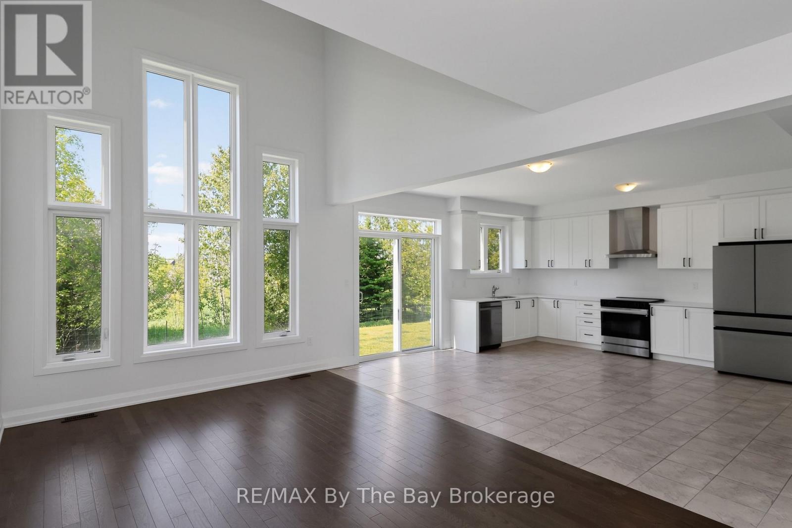 52 Amber Drive, Wasaga Beach, Ontario  L9Z 0R9 - Photo 23 - S13246886